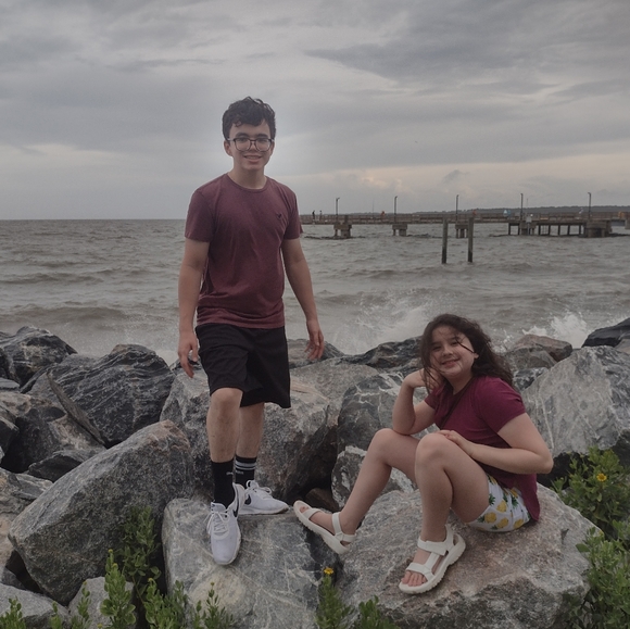 Meet your Posher, Trisha - Picture 5 of 7